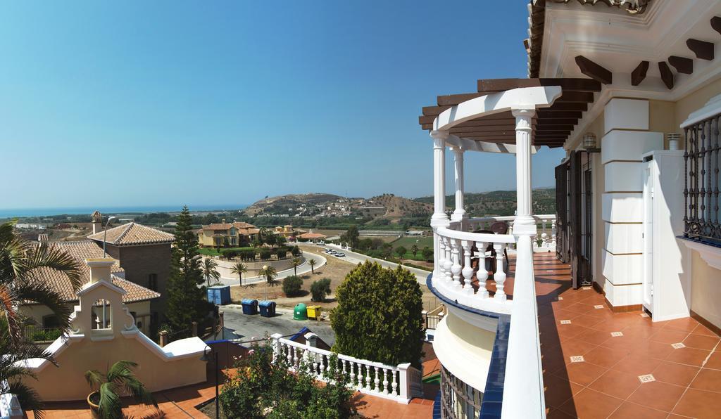 Villa Al Alba Torre Del Mar Exterior photo